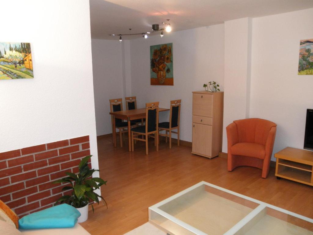 Apartment-Ferienwohnung Dresden-Briesnitz Exterior photo